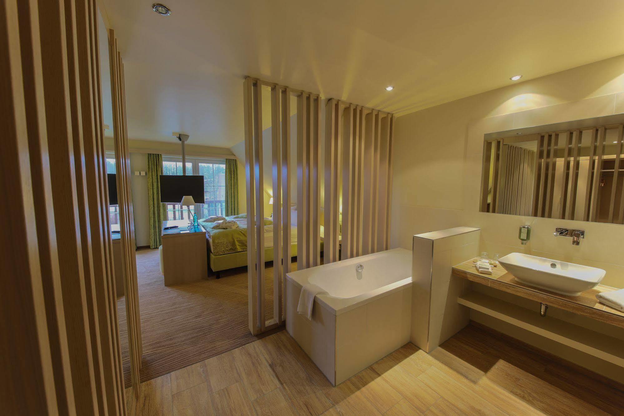 Logis Hotel Kur- Und Wellnesshaus Spree Balance 부르크 외부 사진